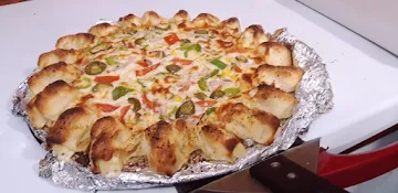 Famous Fast Food pizza photo 