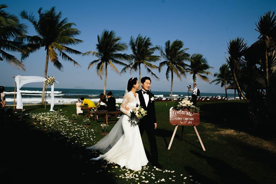 Fotografo di matrimoni Trung Dinh (ruxatphotography). Foto del 22 febbraio 2019