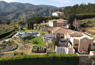 Villa with garden and terrace 5