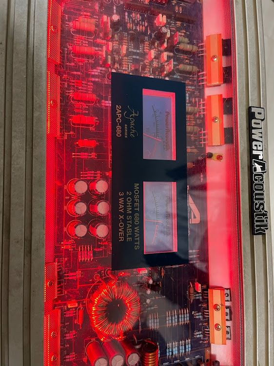 クラウンセダンの17クラウン・カーオーディオ・DIY・KUZU Familyに関するカスタム事例の投稿画像8枚目