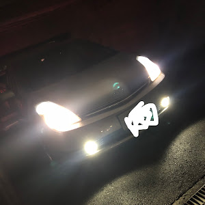 プリウス NHW20