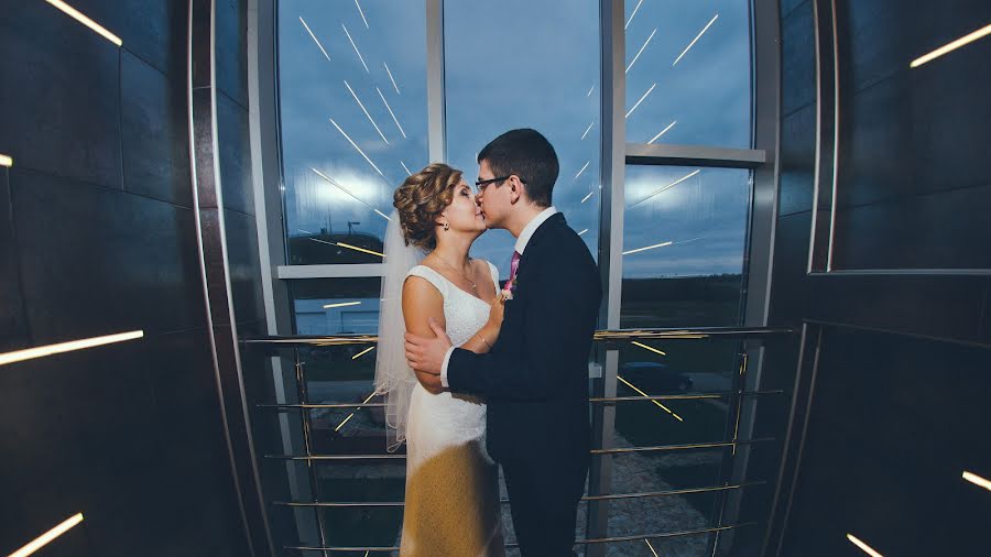婚礼摄影师Vitaliy Antonov（vitaly）。2015 10月22日的照片