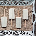 Skinny Vanilla Bean Cheesecake Popsicles was pinched from <a href="http://www.kitchentreaty.com/skinny-vanilla-bean-cheesecake-popsicles/" target="_blank">www.kitchentreaty.com.</a>