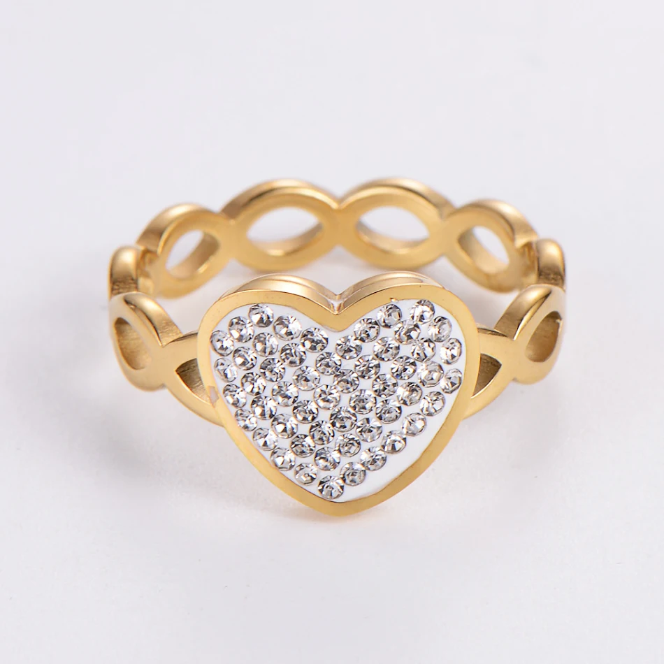 Anel Feminino Coração com Símbolo Infinito Vazado LOVE, um símbolo de amor eterno e elegância, perfeito para expressar carinho.