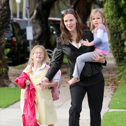 Jennifer Garner with daughters Violet and Seraphina