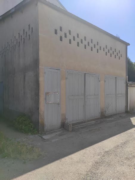 Vente parking  40 m² à Epinal (88000), 34 000 €