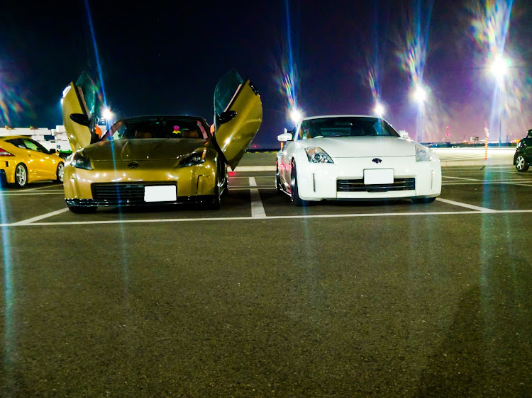 フェアレディZのいつもイイネ&コメントありがとうございます🙇‍♂️・男は黙って尻・オフ会・夜のドライブに関するカスタム事例の投稿画像1枚目