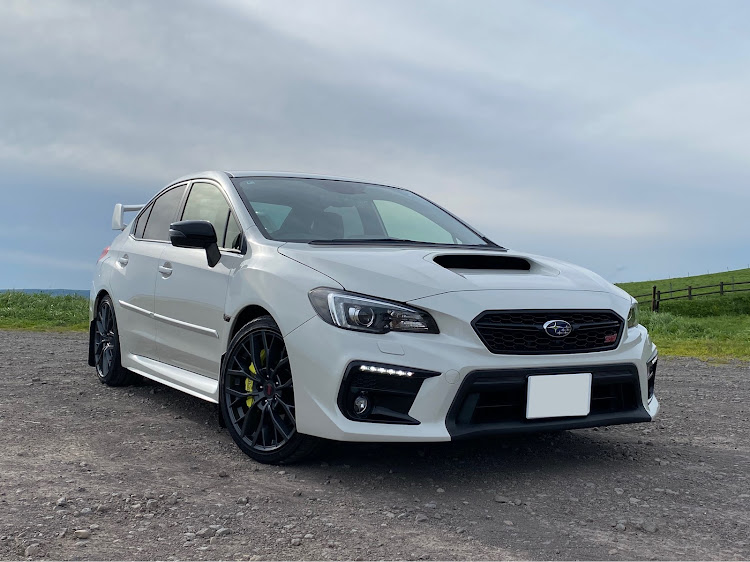 WRX STIのチームローガン北海道・城岱牧場・納車・マニュアル車・WRX STIのある生活に関するカスタム事例の投稿画像1枚目