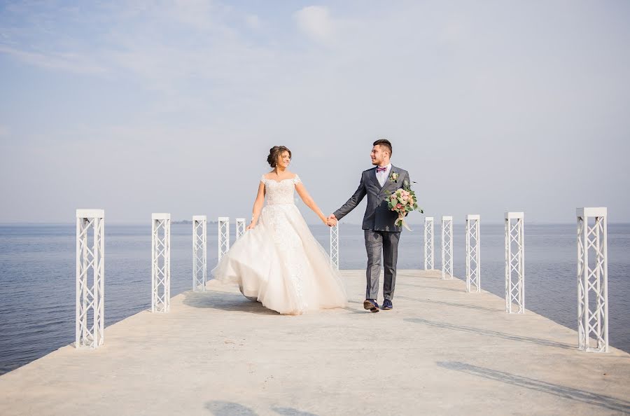 Fotografo di matrimoni Nadezhda Gributa (nadezhdaphoto). Foto del 9 marzo 2019