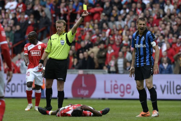 Kopzorgen voor Michel Preud'homme: Club trekt zonder middenveld naar Limburg