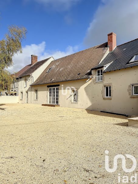 Vente maison 8 pièces 213 m² à Saint-Caprais (18400), 269 000 €