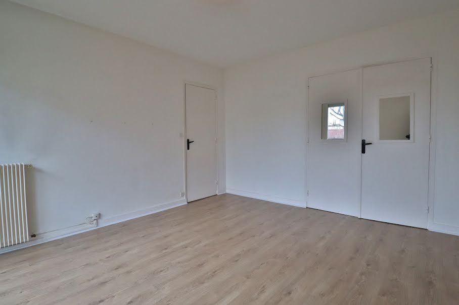 Vente appartement 2 pièces 42.89 m² à Troyes (10000), 69 000 €