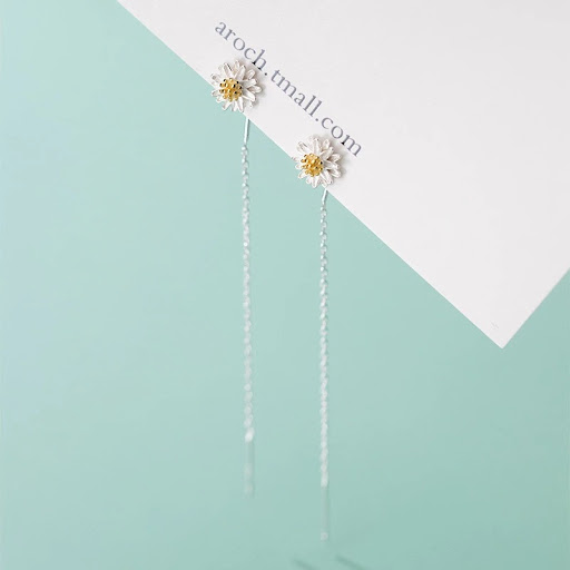 Title 6, Sterling Silver Light Luxury Small Chrysanthemu...
