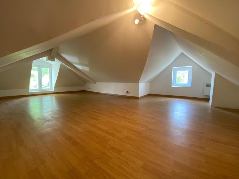Vente maison 3 pièces 101 m² à Mazé-Milon (49630), 197 000 €