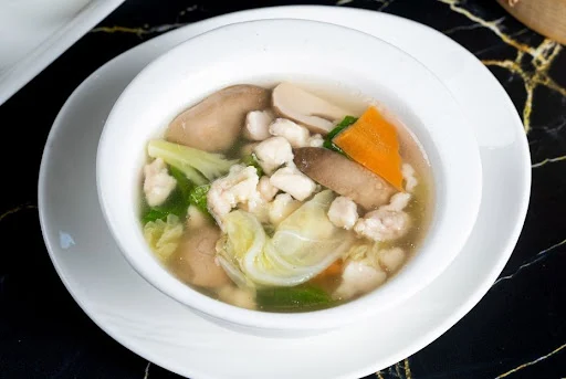 Cantonese Clear Soup Chicken (Mc)