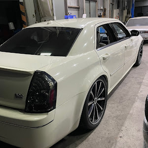 300C セダン LX35