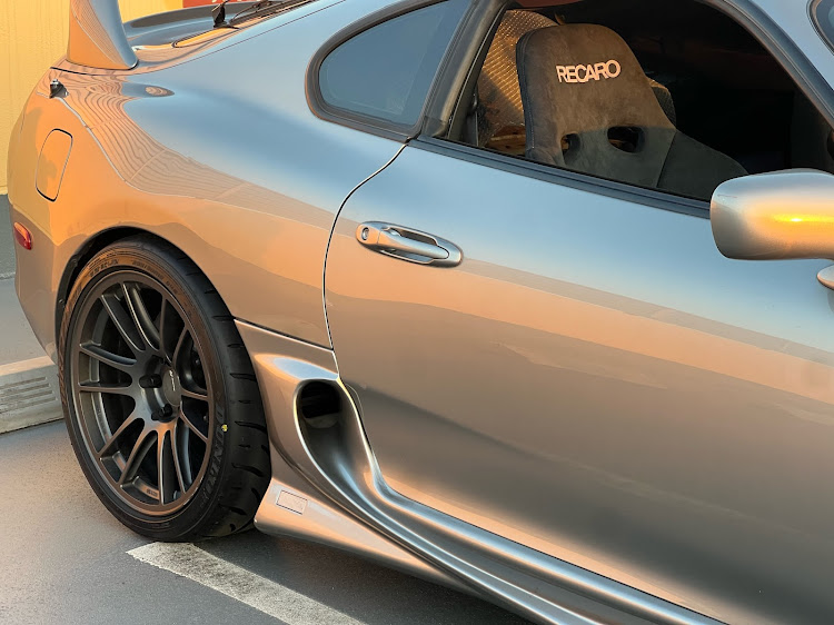 スープラのフルバケットシートに関するカスタム事例の投稿画像1枚目