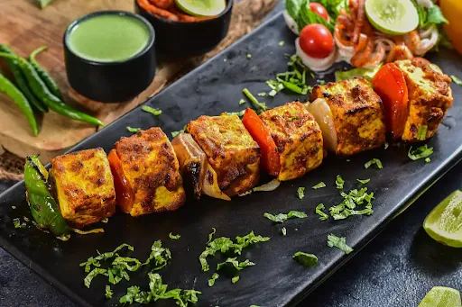 Paneer Tikka Shashlik