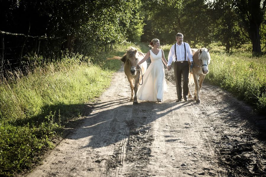 結婚式の写真家Tomek Aniuksztys (aniuksztys)。2018 8月9日の写真