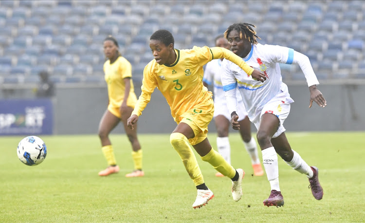 Lonathemba Mhlongo of South Africa with the ball during the CAF Women's Olympic Qualifying Tournament, 2nd Leg match between South Africa and DR Congo at Orlando Stadium , October 30 2023