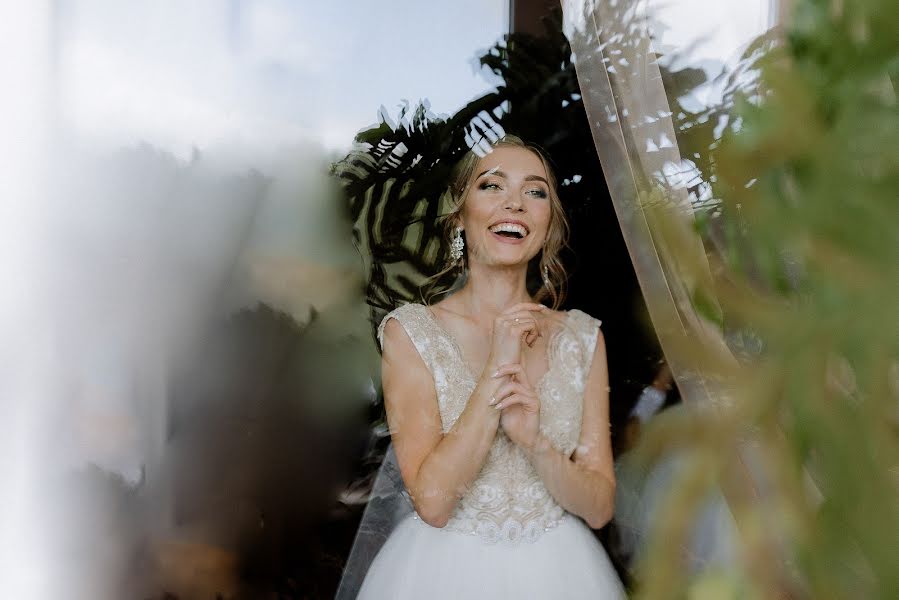 Wedding photographer Ekaterina Domracheva (katedomracheva). Photo of 10 July 2018