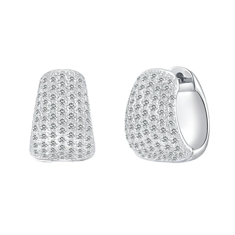 Pendientes de plata 925 con diseño minoritario ligero de lujo, con incrustaciones de joyas completas, alta calidad y elegancia.