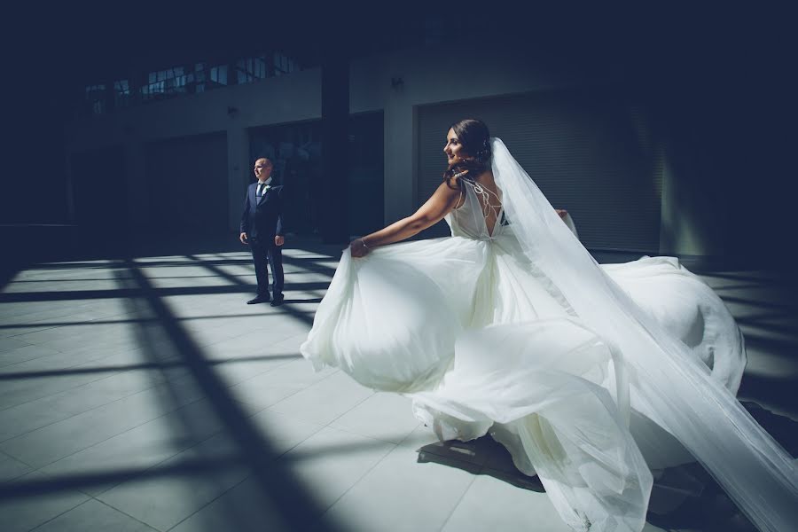 Fotógrafo de bodas Ola Skay (paradi). Foto del 1 de noviembre 2017