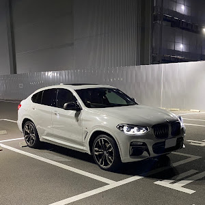 X4 M40i