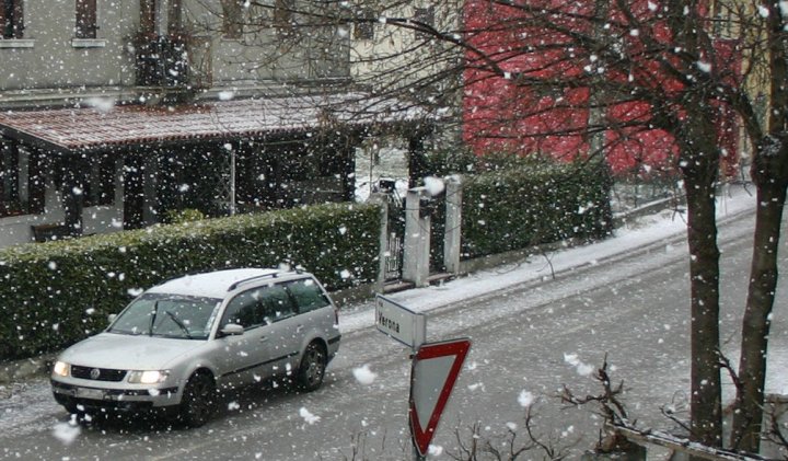 Fiocchi di neve e..via di lauracase