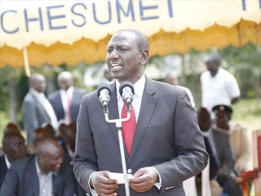 Deputy President William Ruto addresses residents of Bonjoge, Aldai Constituency in Nandi county, during a tour on December 3, 2016. /DPPS