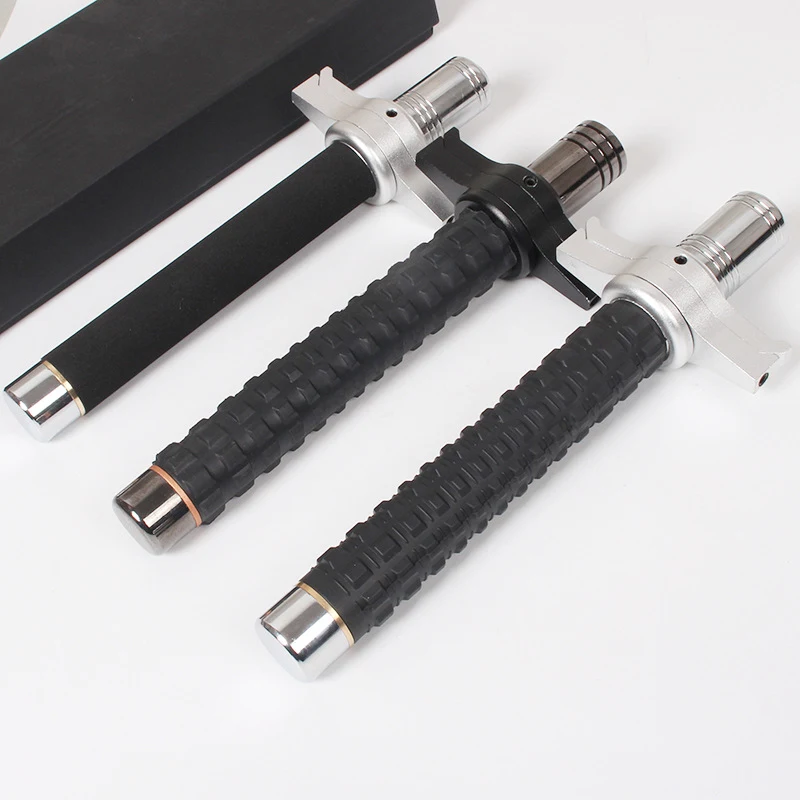 Couteau Bloc Garde Main Trois Sections Bâton Extensible Alliage Acier Auto-défense Compact et Fiable pour Votre Sécurité Personnelle