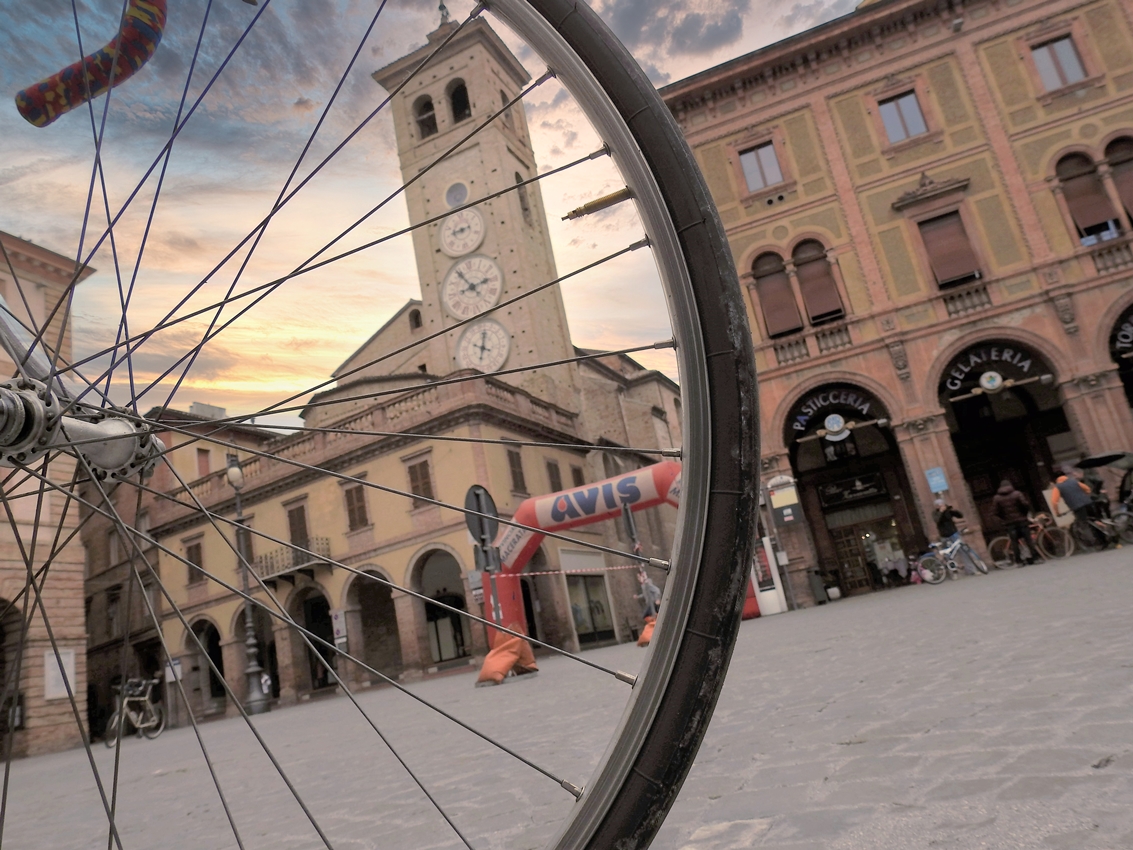 l'ora del tramonto  di sbrilla