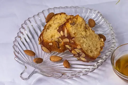 Honey Almond Cake Slice (2 Pcs)