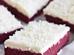 Red Velvet Sugar Cookie Bars with Cream Cheese Frosting | The Recipe Critic was pinched from <a href="http://therecipecritic.com/2014/01/red-velvet-sugar-cookie-bars-cream-cheese-frosting/" target="_blank">therecipecritic.com.</a>