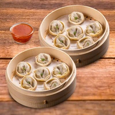 Steamed Veg Momos With Momo Chutney - 12 Pcs