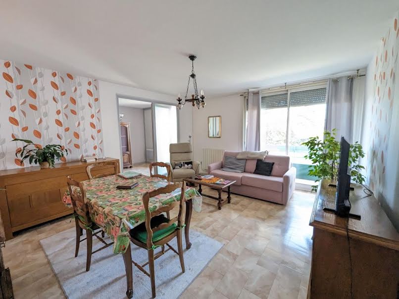 Vente appartement 4 pièces 79 m² à Péronnas (01960), 150 000 €