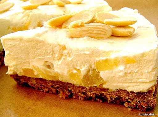 Creamy Pineapple Cheesecake