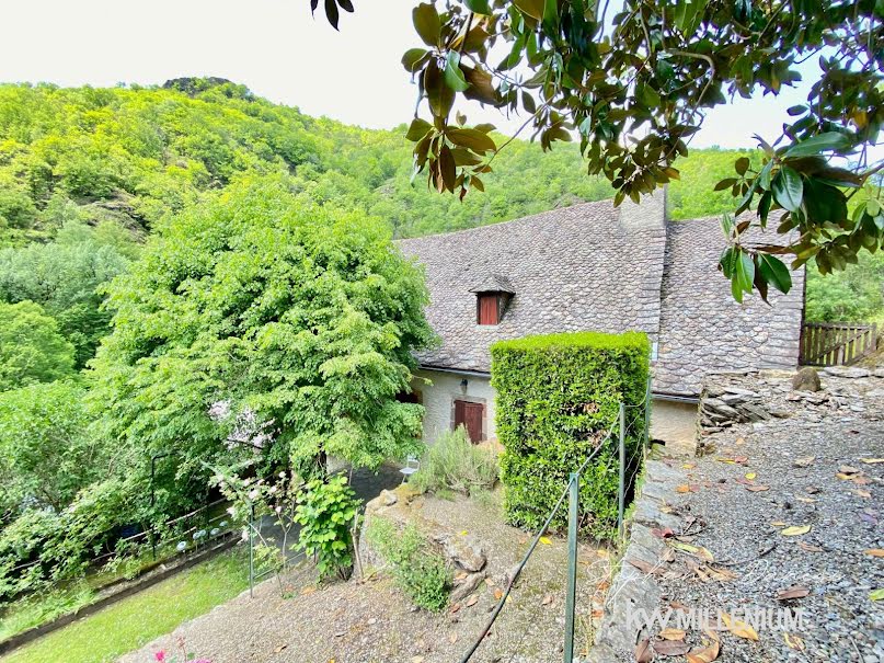 Vente maison 5 pièces 157 m² à Conques-en-Rouergue (12320), 270 000 €