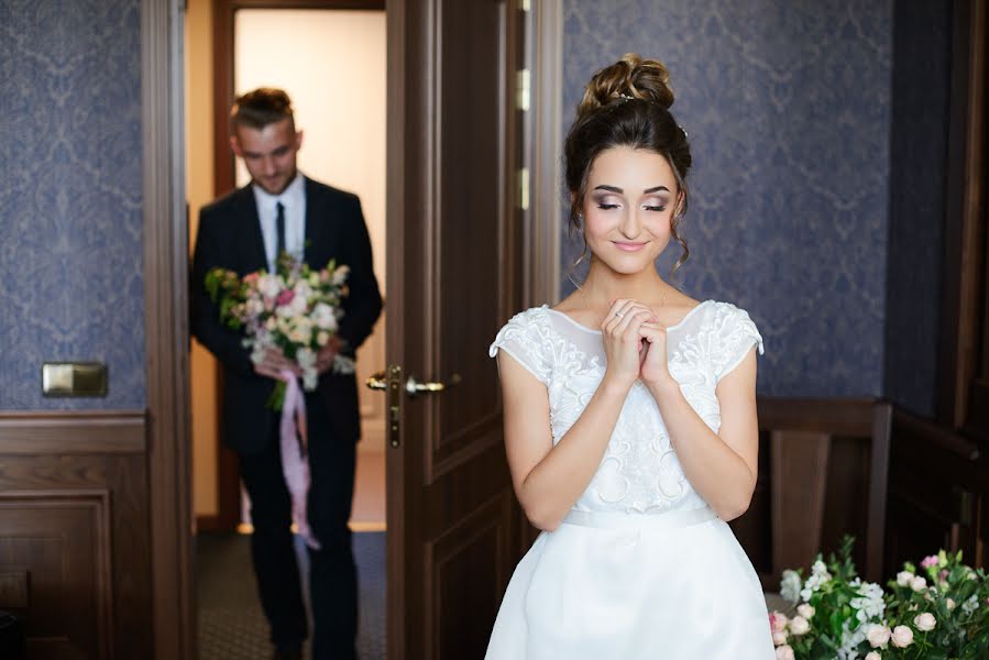 Fotógrafo de casamento Aleksandra Kudrina (girlweb). Foto de 28 de agosto 2019