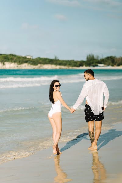 Fotógrafo de casamento Kseniya Dolzhenko (kseniadolzhenko). Foto de 19 de junho 2018