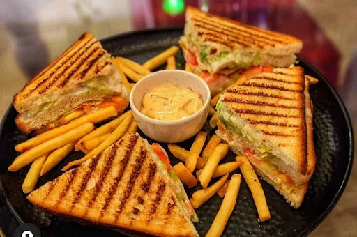 Tandoori Paneer Sandwich