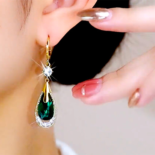 Title 8, High-Grade Purple Crystal Earrings in a Drop-Sh...