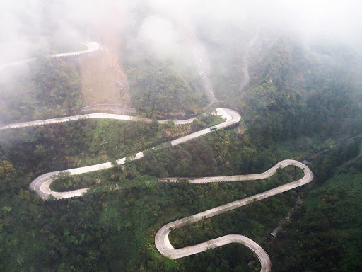 Cable Car Ride to Tianmen Mountain China 2016