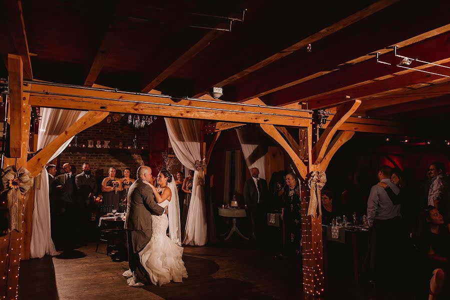 Fotografo di matrimoni Lydia Joy (lydiajoyphoto). Foto del 30 dicembre 2019