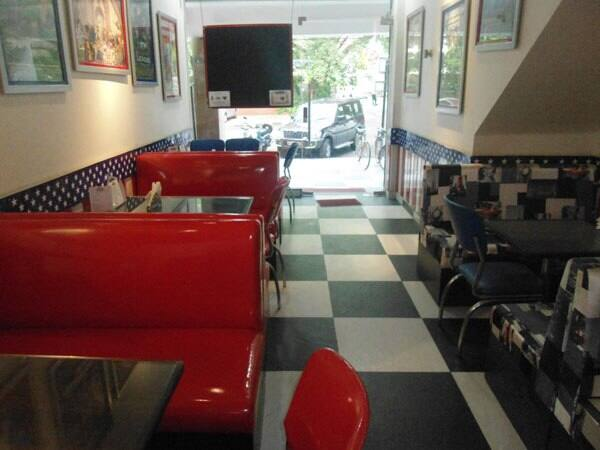 Oscar's Hollywood Diner photo 