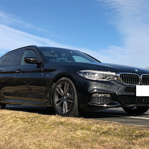 523i Touring M-Sport