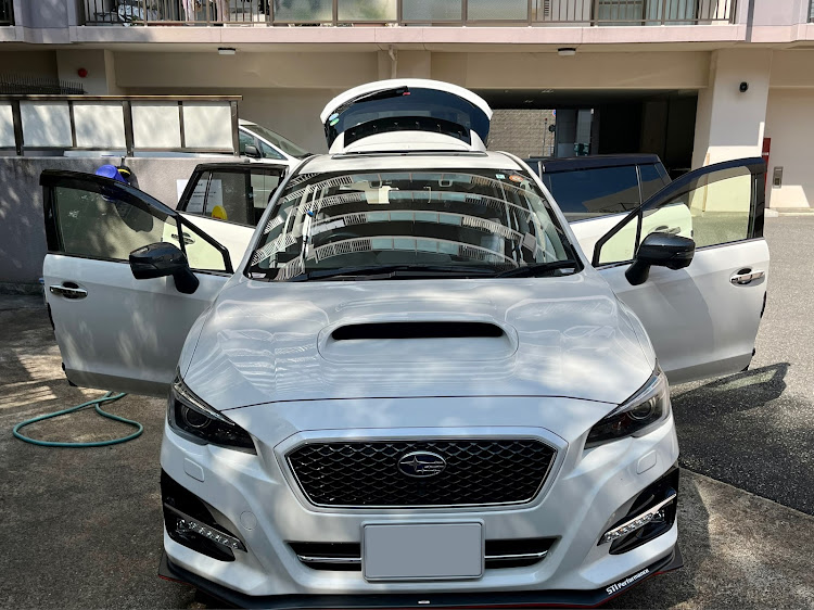 レヴォーグのレヴォーグ乗りと仲良くなりたい・スバリストと繋がりたい・洗車・洗車が趣味に関するカスタム事例の投稿画像1枚目