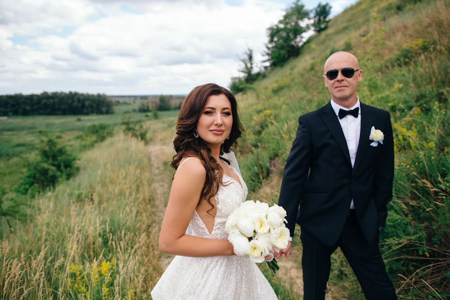 Fotógrafo de casamento Vladislav Stefanov (stefwithlove). Foto de 11 de março 2020