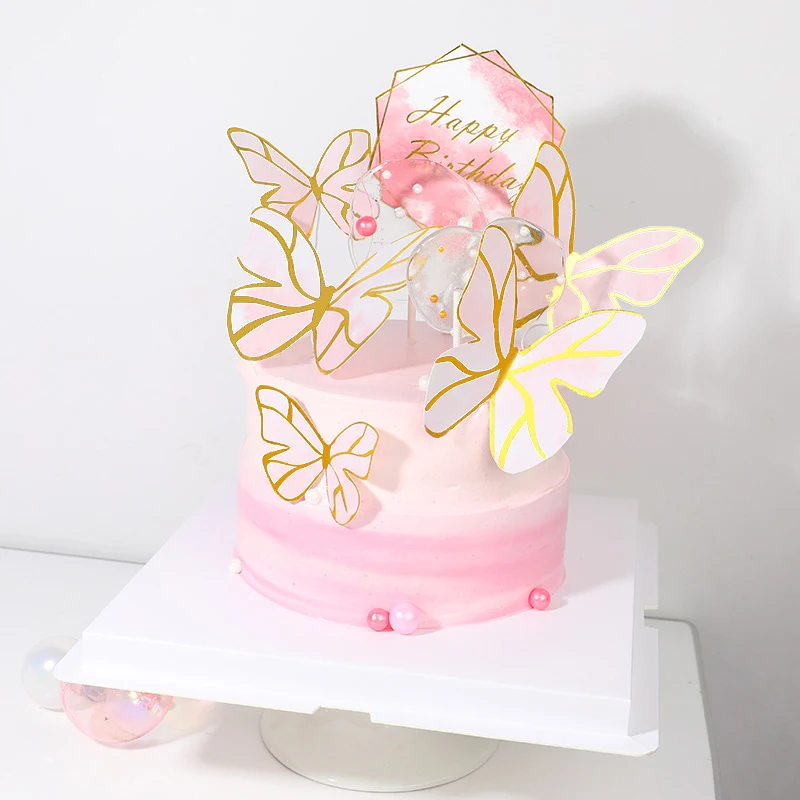 Paper cake decorations Decorate your cakes with elegance and creativity, perfect for birthdays and special celebrations.