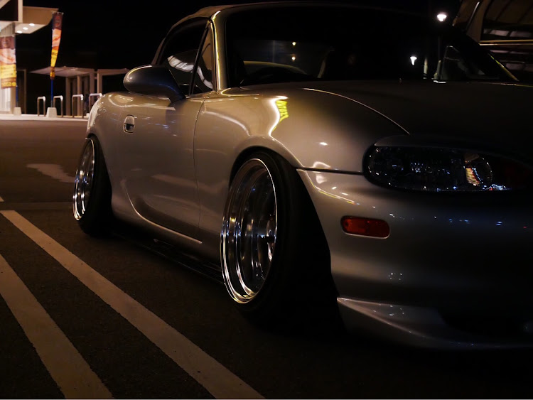 ロードスターのstance・NB ロードスター・US・camber・stancenationに関するカスタム事例の投稿画像1枚目